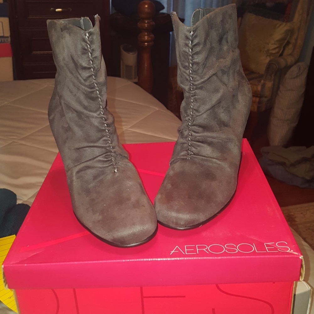 Aerosoles booties